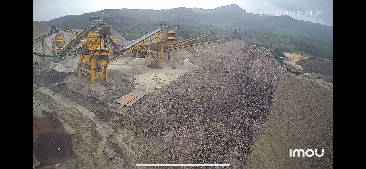 Gia công chế biến đá phục vụ gói cao tốc đoạn Đông Hoà - Phú Yên